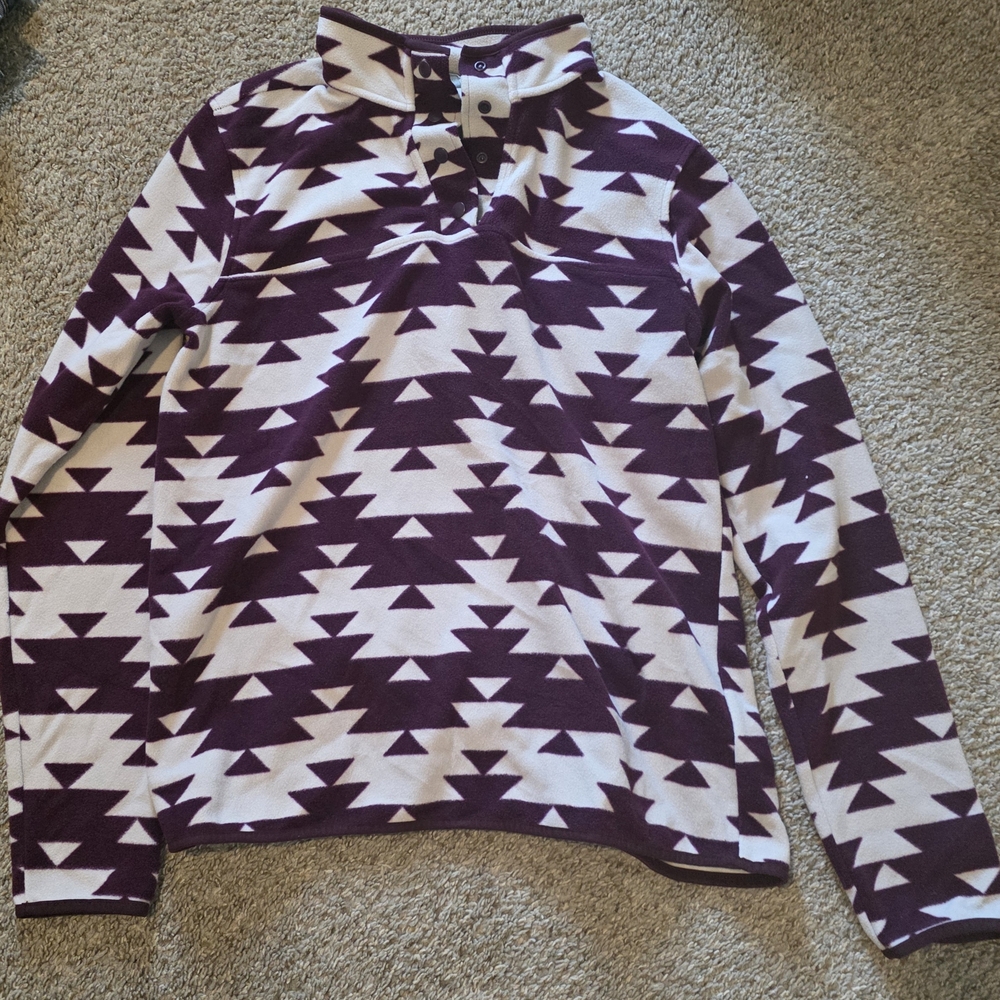 Duluth Trading Co Purple and White Fleece Pullover
